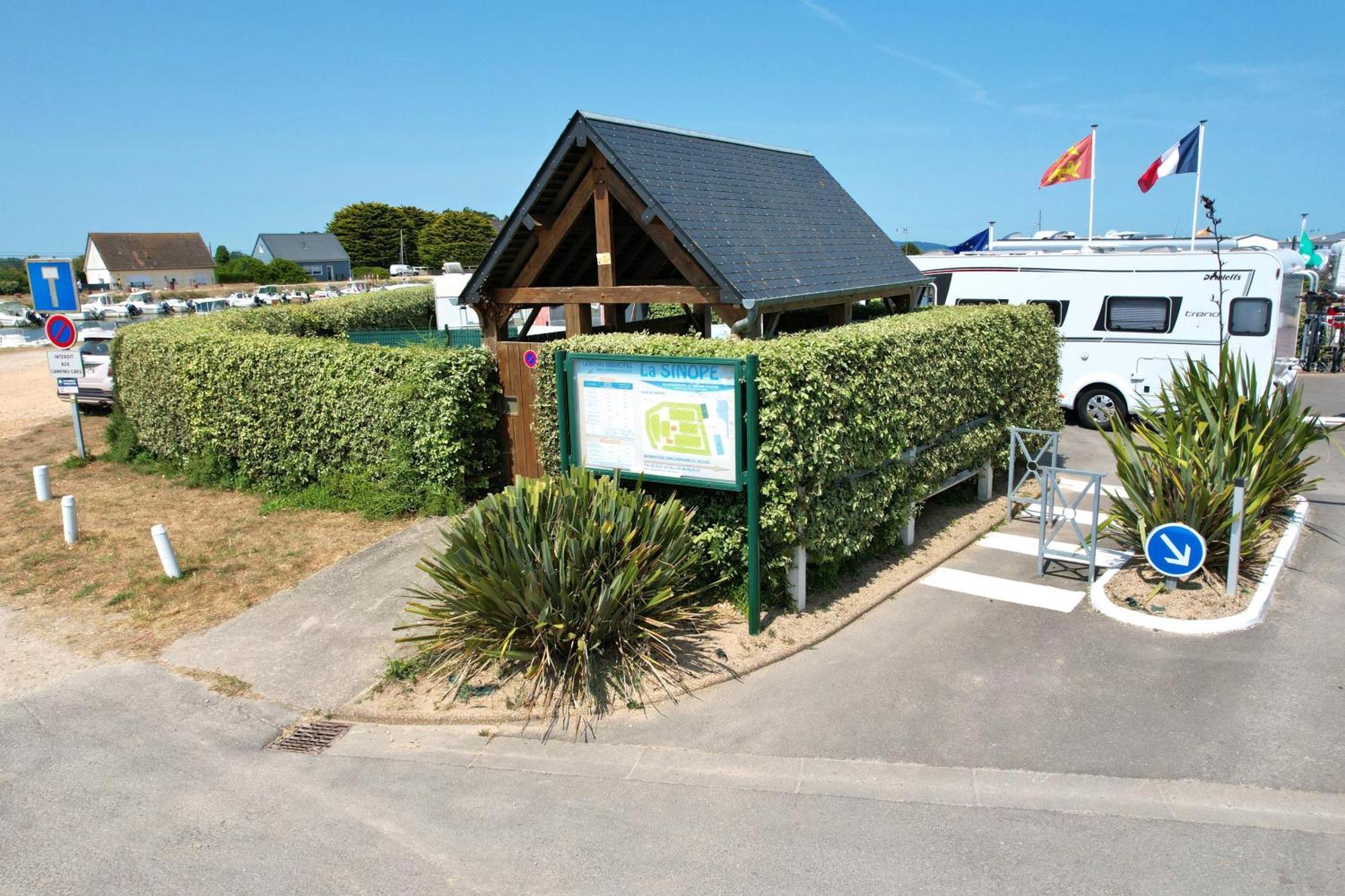 Camping La Sinope Quinéville Exterior foto